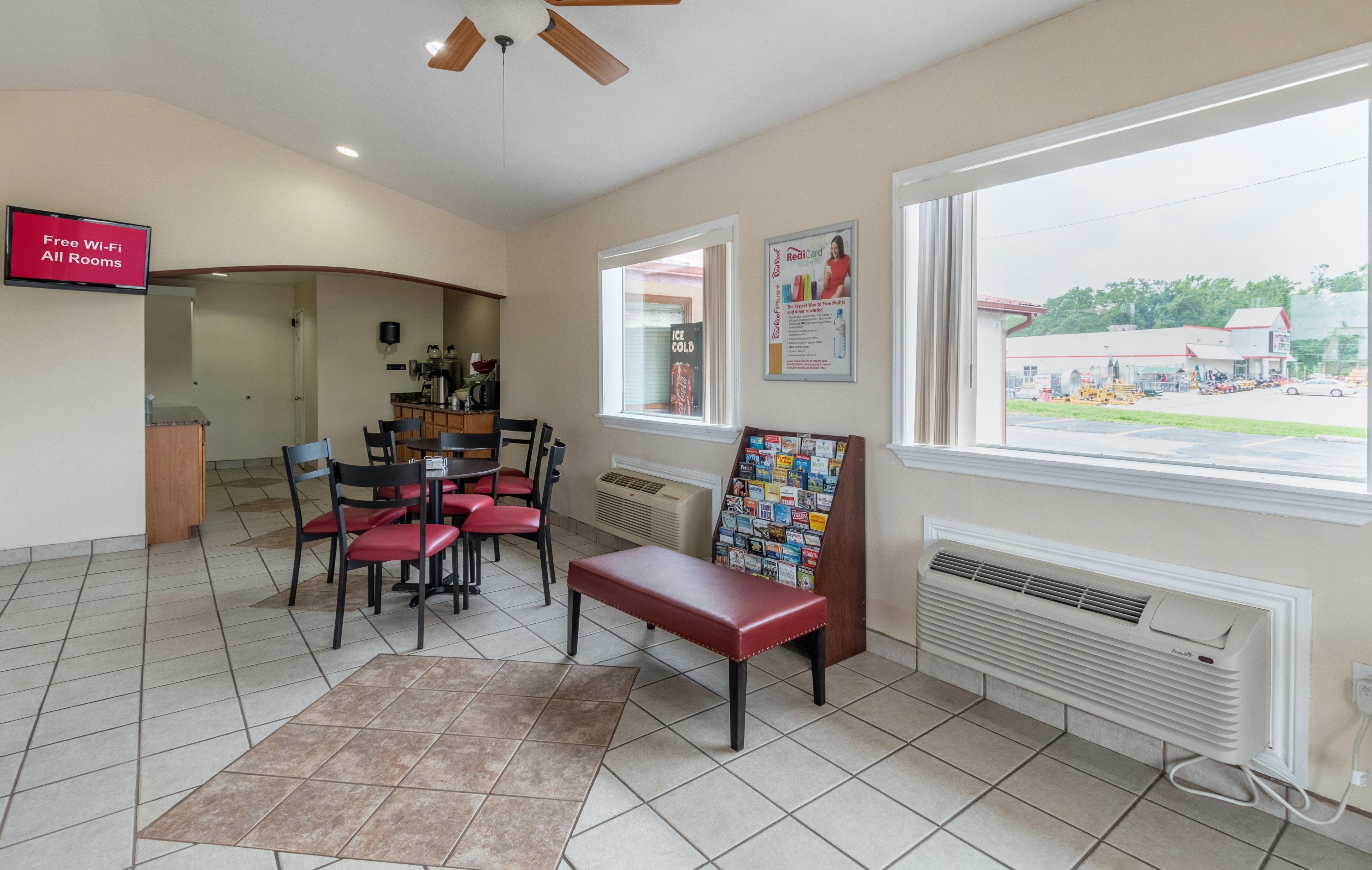 Red Roof Inn Buffalo, Tx Ngoại thất bức ảnh