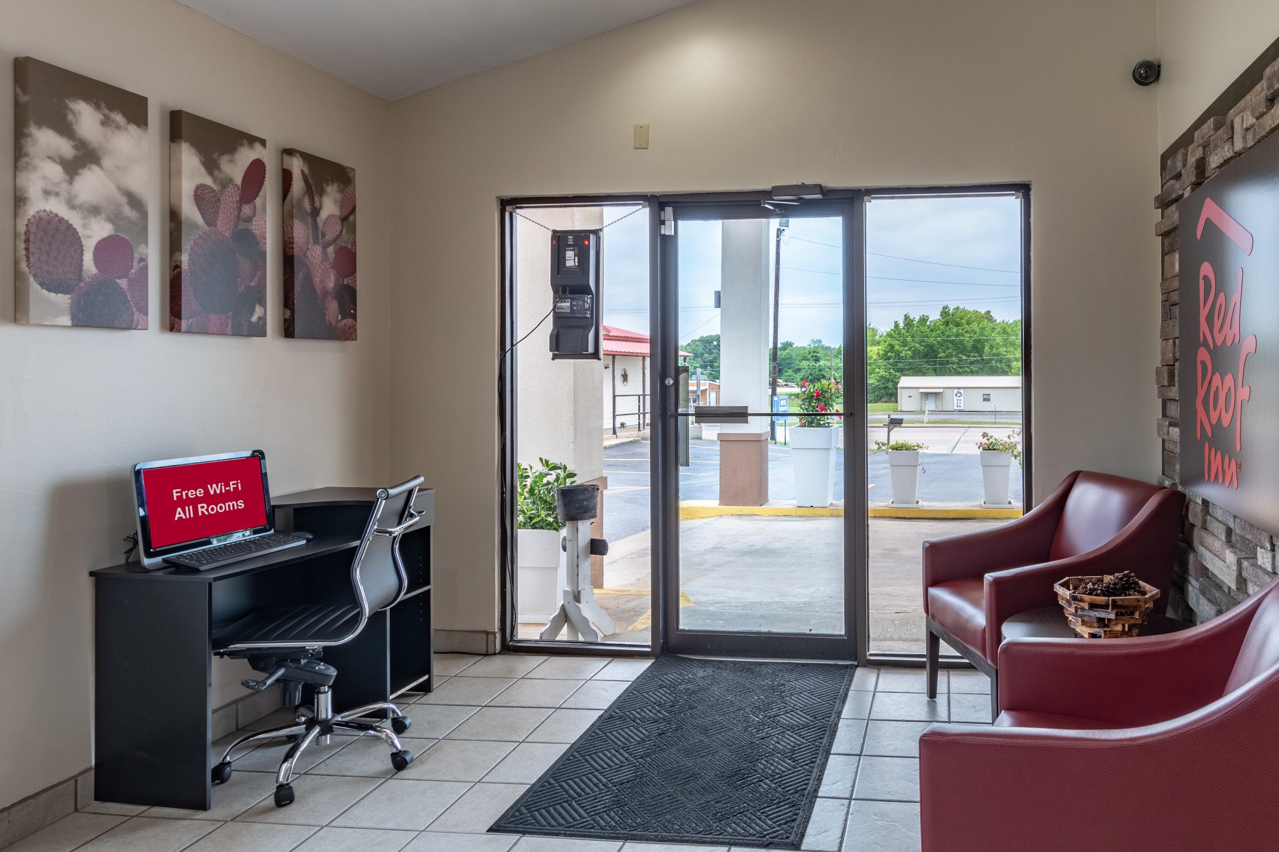 Red Roof Inn Buffalo, Tx Ngoại thất bức ảnh