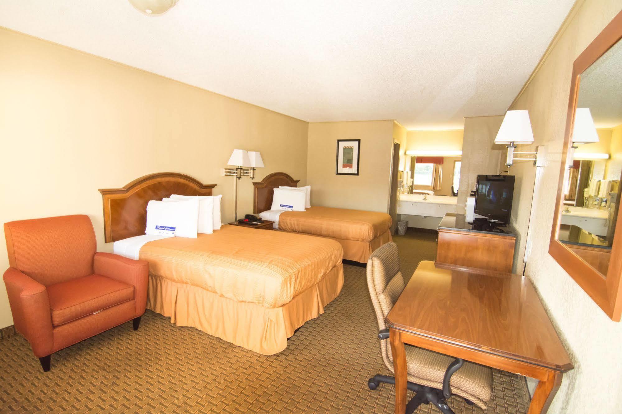Red Roof Inn Buffalo, Tx Ngoại thất bức ảnh